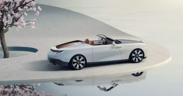 Rolls-Royce Unveils Arcadia Droptail