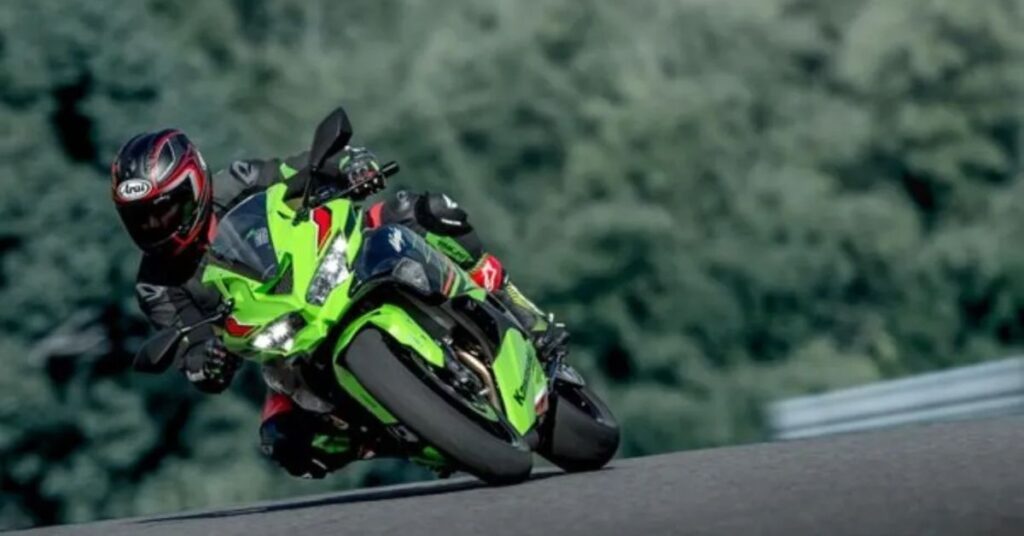 Kawasaki Ninja ZX-4RR Launched in India