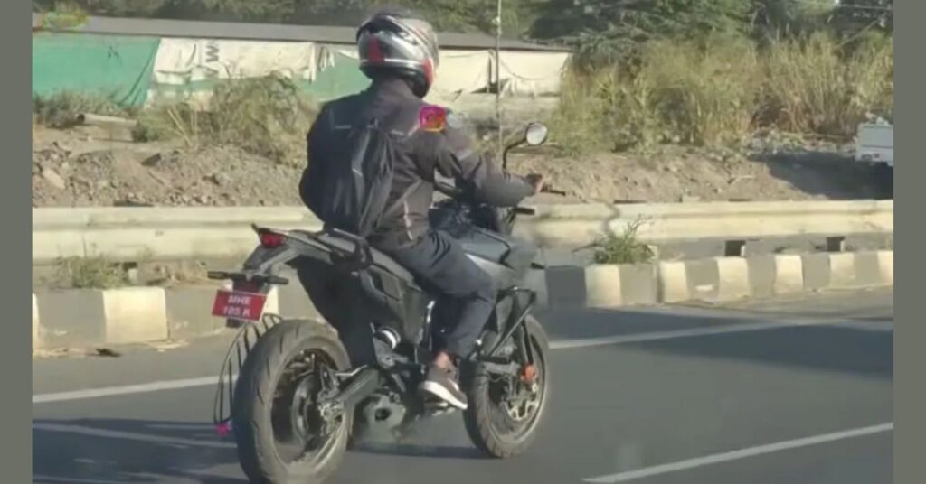 KTM 390 SMC R Spotted