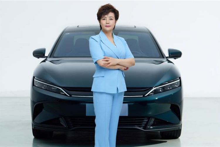 BYD’s Stella Li Named 2025 World Car Person of the Year