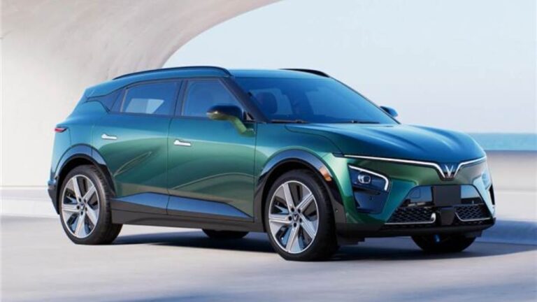 VinFast VF 7 and VF 9 Set to Debut at Auto Expo 2025 in India