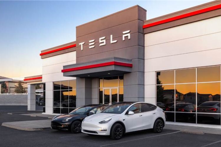 Tesla Finalizes Showroom Locations in India