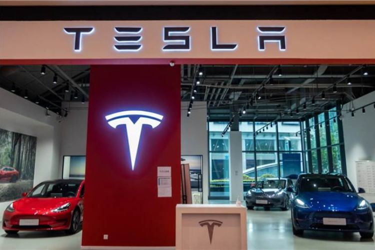 Tesla to Open First India Showroom in Mumbai