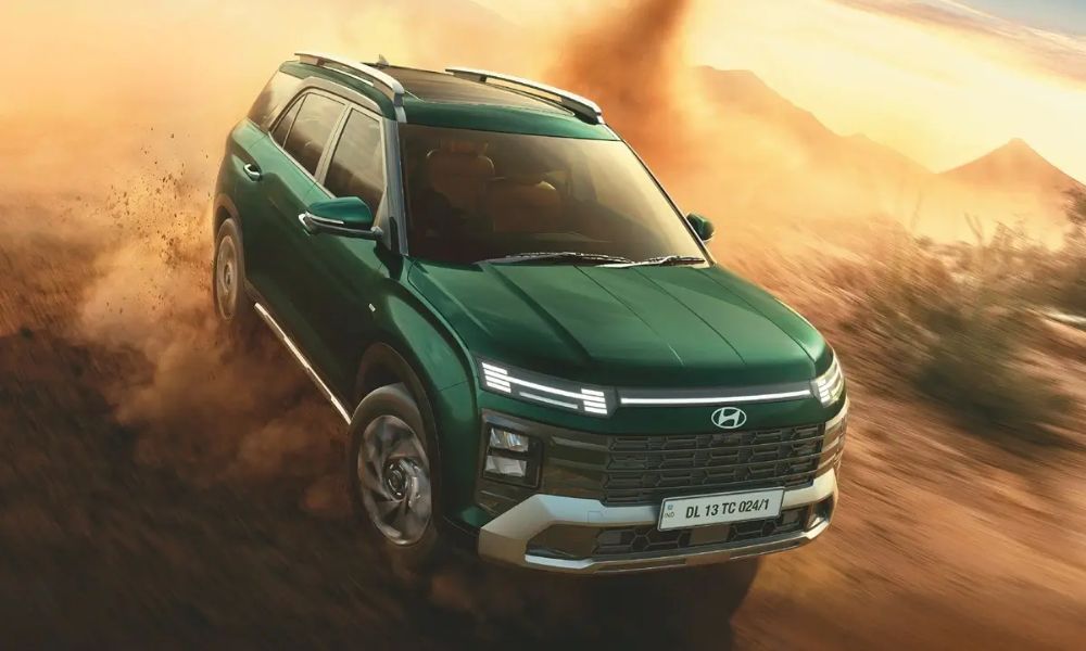 Hyundai Alcazar Diesel Now Gets Panoramic Sunroof