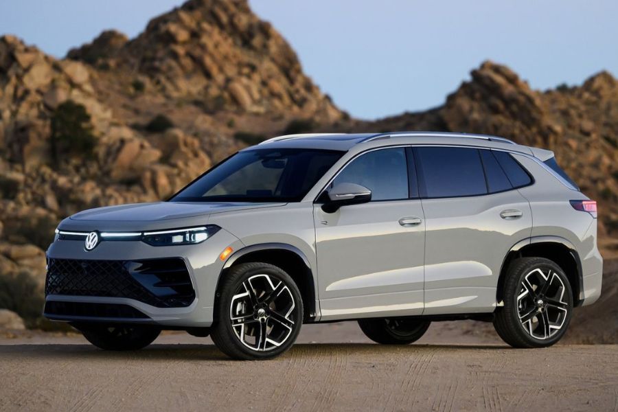 VW Tiguan R Line gets Rs 3 lakh discount