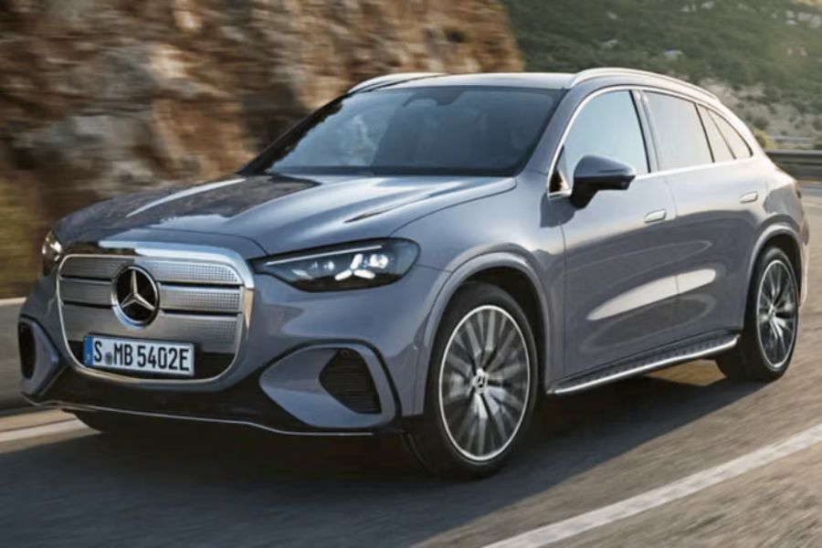 New 2025 Mercedes GLC EV Debuts with 713km WLTP Range