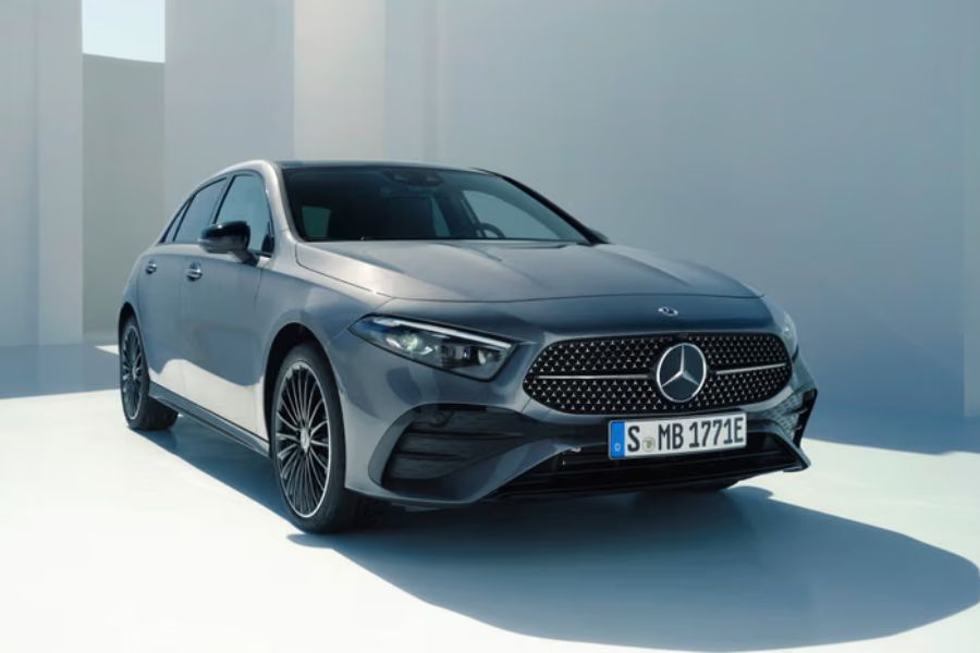 Next-Gen Mercedes A-Class Replacement to Offer Both Electric and ICE Options