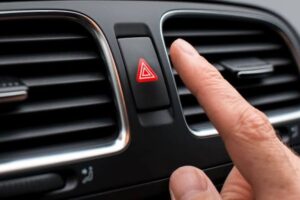 How to Correctly Use Hazard Lights in Your Car