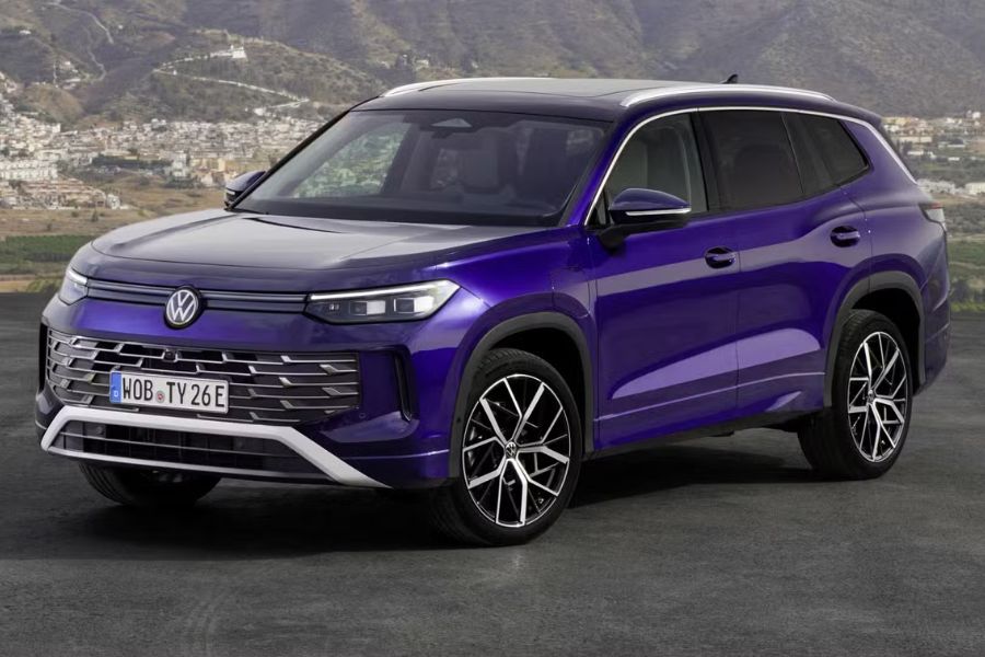 Volkswagen Tayron R-Line vs Rivals